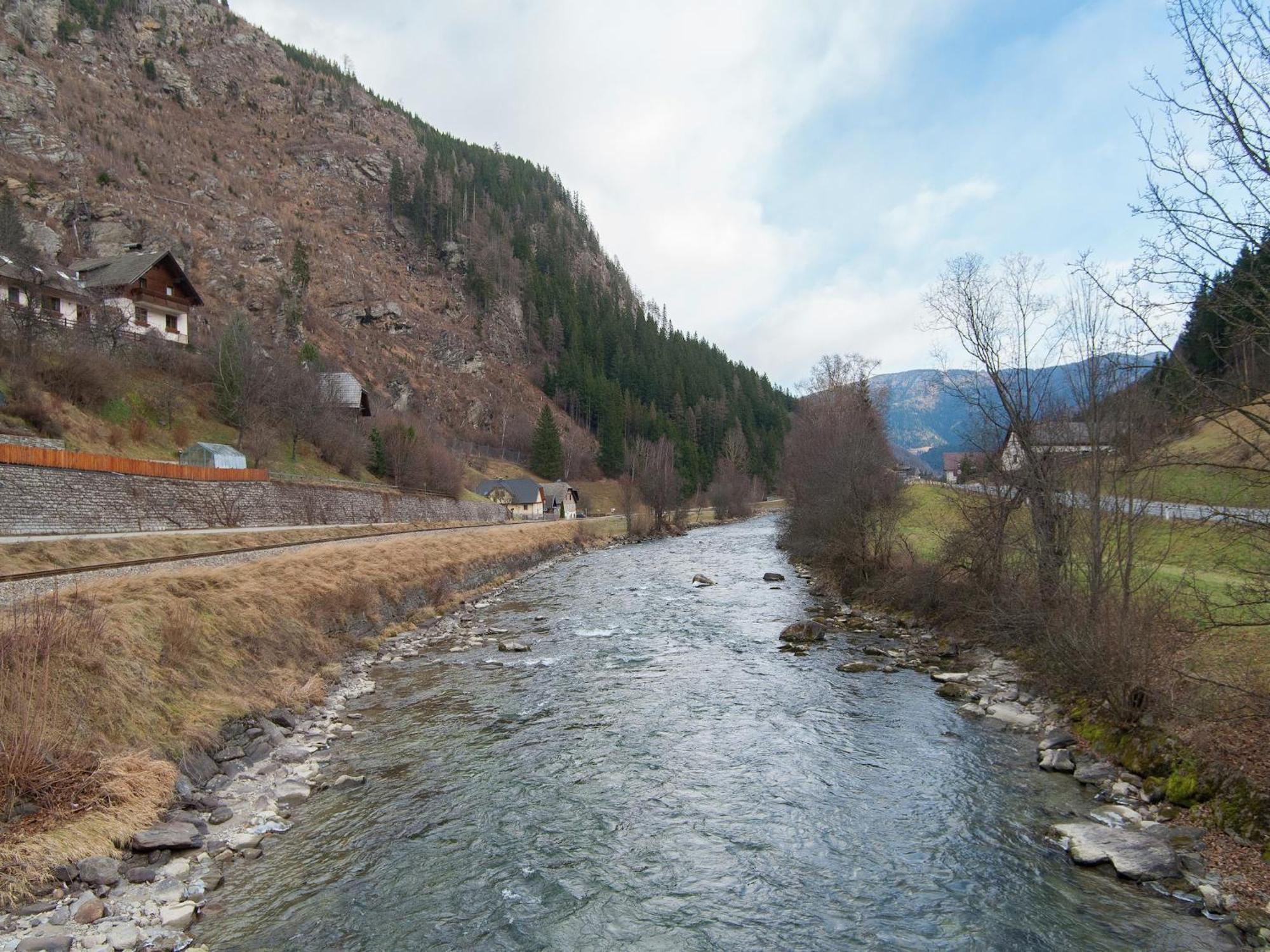 Chalet In Stadl An Der Mur Styria With Terrace Eksteriør bilde